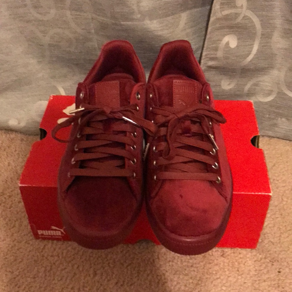 Puma Clyde burgundy velvet